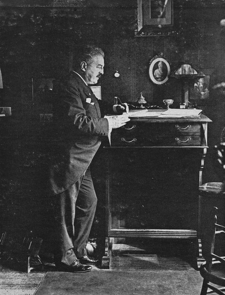 Photo of Victor Herbert courtesy of the Bettmann Archive